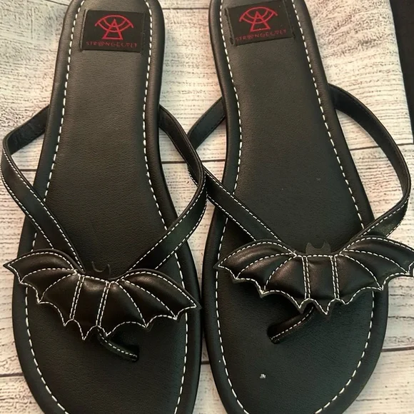 Black Bat Sandals - Picture 1 of 6